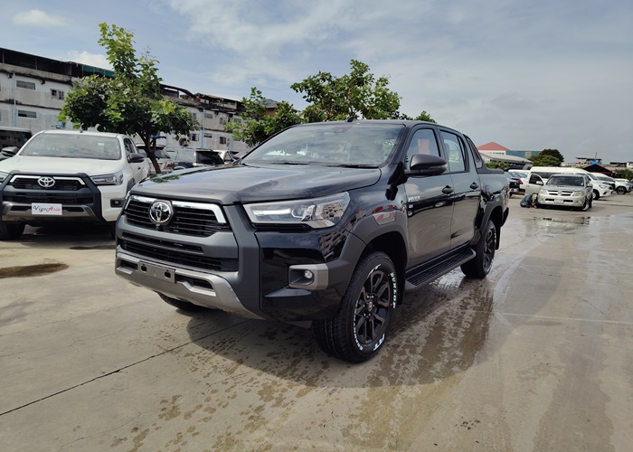 2026 TOYOTA Hilux DOUBLE CAB