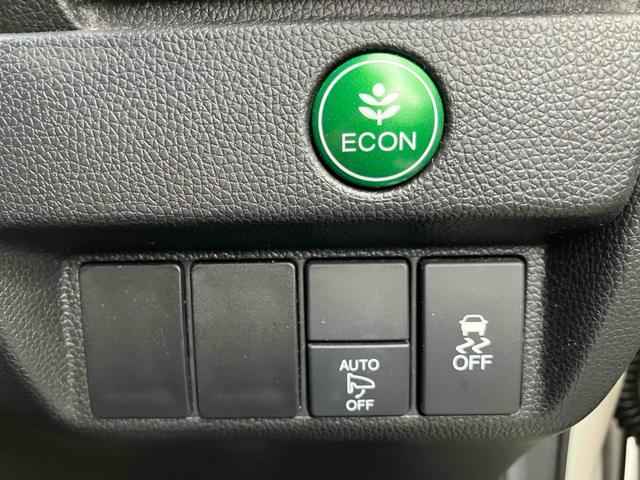 HONDA FIT 13G F PACKAGE