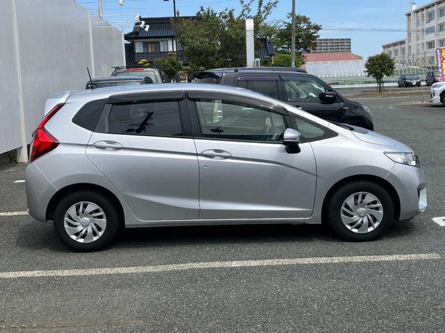 HONDA FIT 13G F PACKAGE