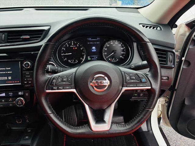 NISSAN X-TRAIL 20X