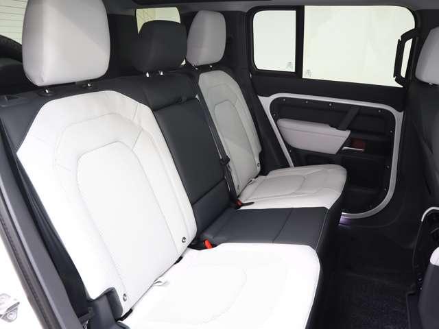 LAND ROVER DEFENDER 110X-DYNAMIC HSE D350