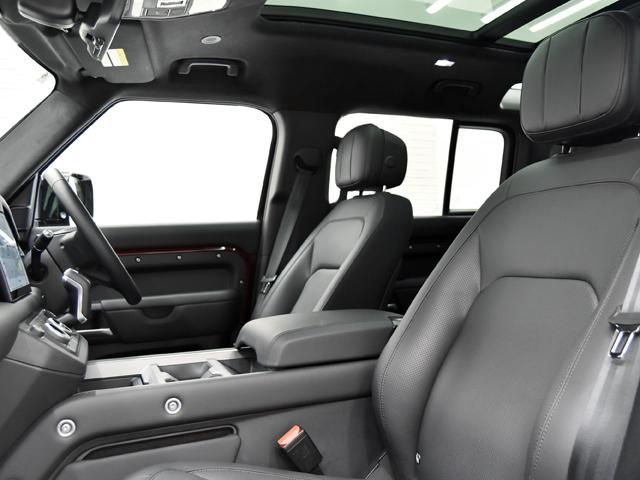 LAND ROVER DEFENDER 110 SEDONA EDITION