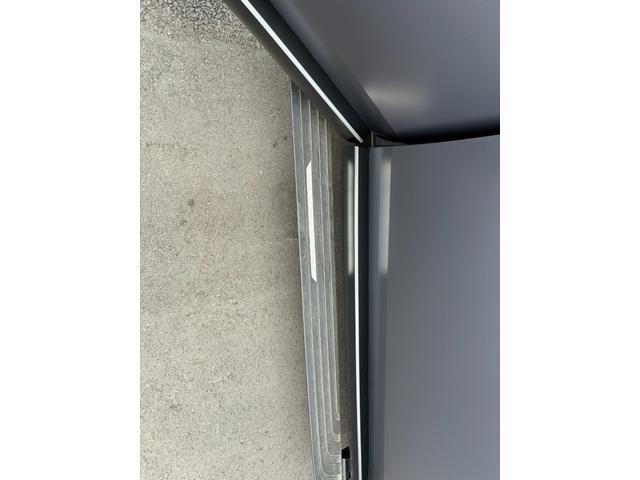 LAND ROVER RANGE ROVER SV P530 LONG WHEELBASE