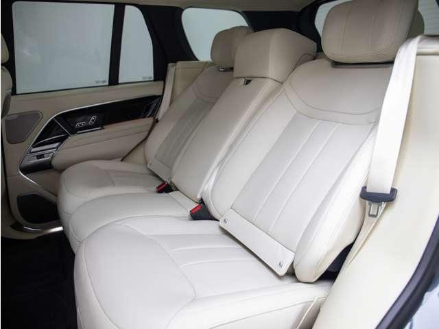 LAND ROVER RANGE ROVER AUTOBIOGRAPHY P550E STANDARD WHEELBASE