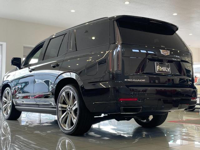 CADILLAC CADILLAC ESCALADE SPORT