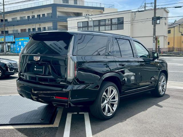CADILLAC CADILLAC ESCALADE SPORT