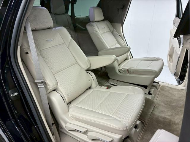 CADILLAC CADILLAC ESCALADE SPORT