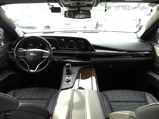 CADILLAC CADILLAC ESCALADE SPORT