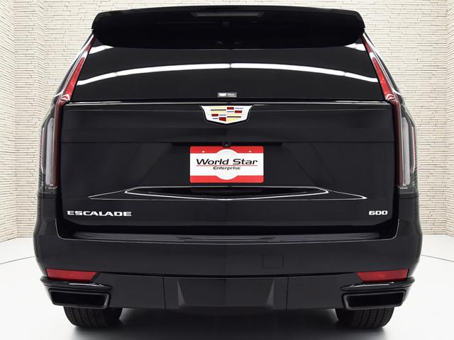 CADILLAC CADILLAC ESCALADE SPORT