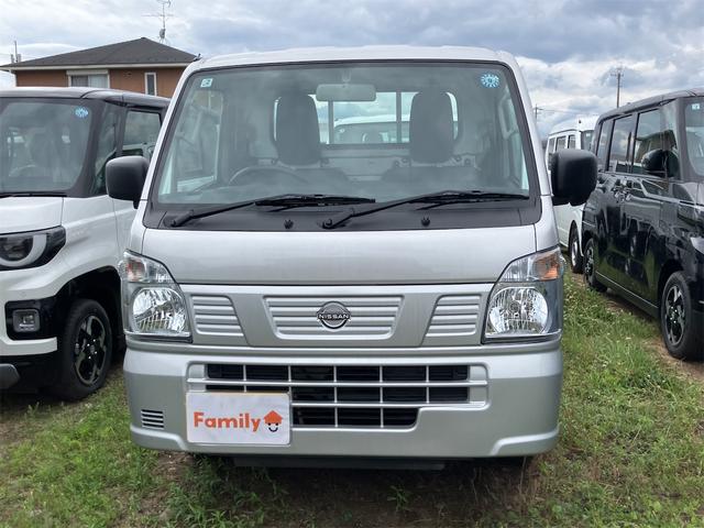 NISSAN CLIPPER TRUCK DX
