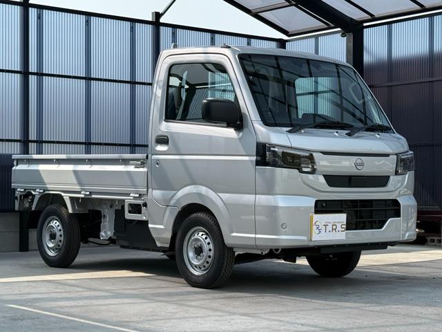 NISSAN CLIPPER TRUCK DX