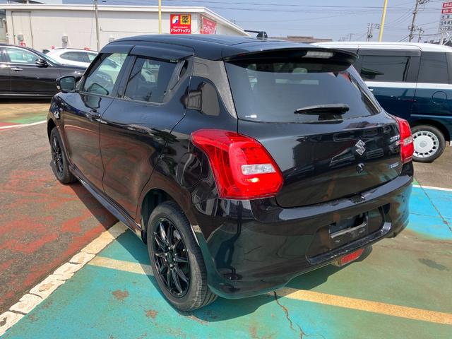 SUZUKI SWIFT HYBRID RS