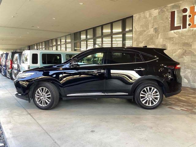 TOYOTA HARRIER PREMIUM