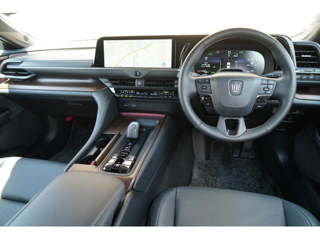 TOYOTA CROWN Z