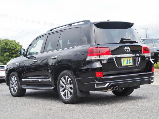 TOYOTA LAND CRUISER ZX