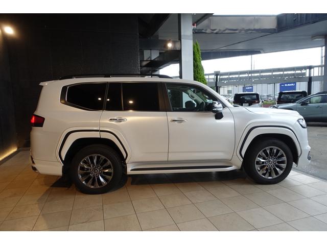 TOYOTA LAND CRUISER ZX