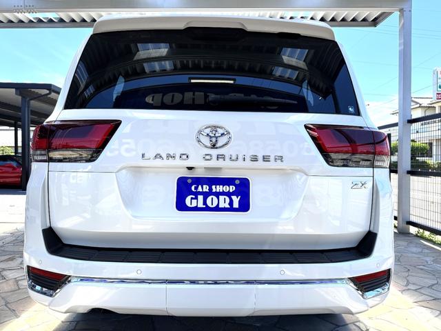 TOYOTA LAND CRUISER ZX