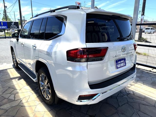 TOYOTA LAND CRUISER ZX