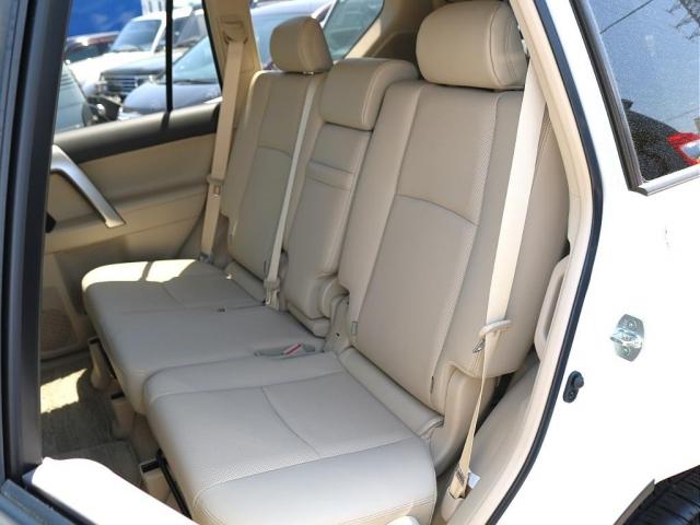 TOYOTA LAND CRUISER PRADO TX L PACKAGE
