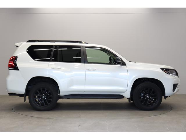 TOYOTA LAND CRUISER PRADO TX L PACKAGE MATT BLACK EDITION