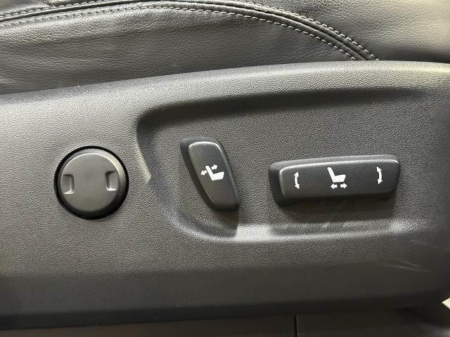 TOYOTA LAND CRUISER PRADO TX L PACKAGE