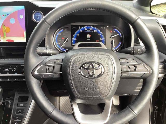 TOYOTA NOAH HYBRID S-Z