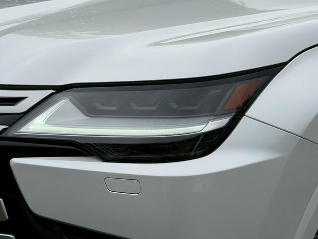 LEXUS LX LX600 EXECUTIVE