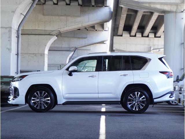 LEXUS LX LX600