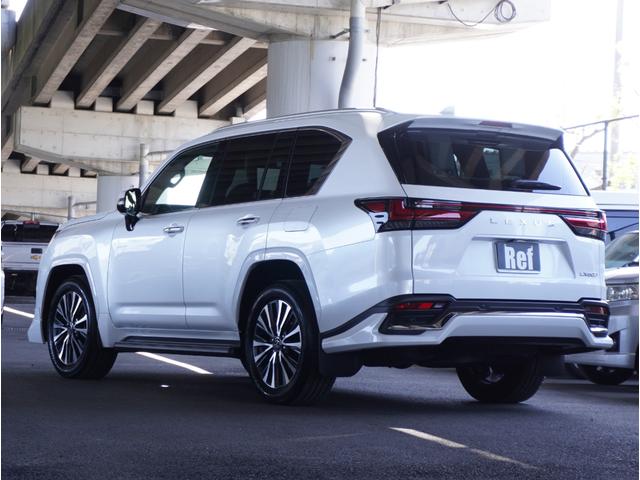 LEXUS LX LX600