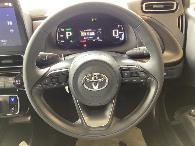 TOYOTA AQUA Z