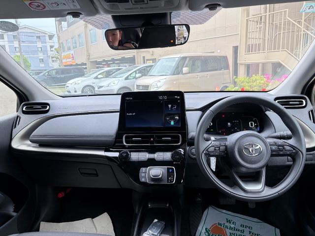 TOYOTA AQUA Z
