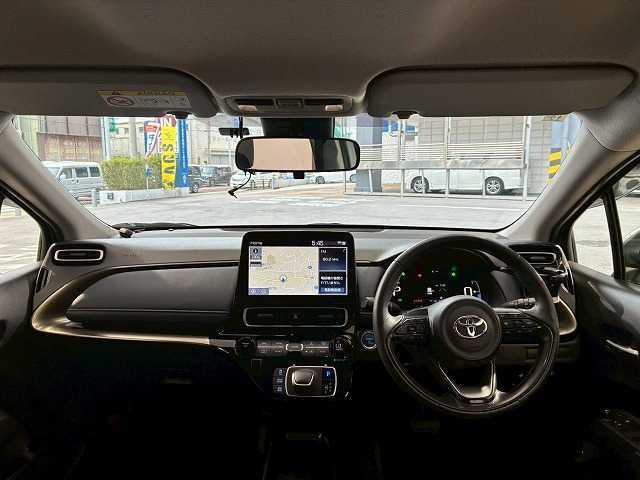 TOYOTA AQUA Z