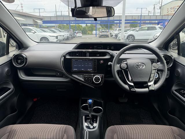 TOYOTA AQUA G