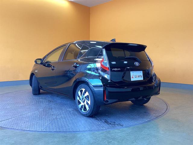 TOYOTA AQUA G SOFT LEATHER SELECTION