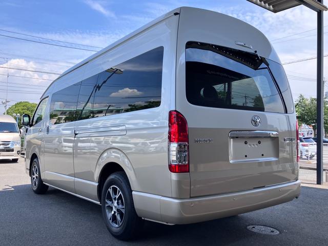 TOYOTA HIACE WAGON GRAND CABIN