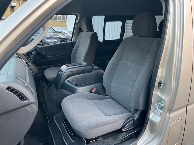 TOYOTA HIACE WAGON GRAND CABIN