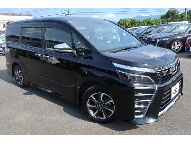 TOYOTA VOXY ZS KIRAMEKI III