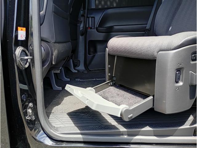 TOYOTA VOXY S-G