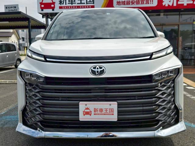 TOYOTA VOXY S-Z