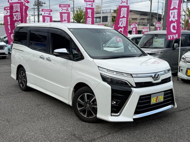 TOYOTA VOXY ZS KIRAMEKI II