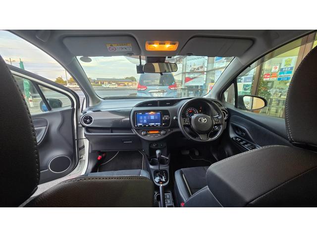 TOYOTA VITZ HYBRID GR SPORT