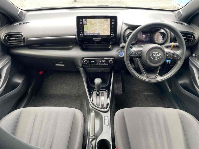 TOYOTA YARIS HYBRID G