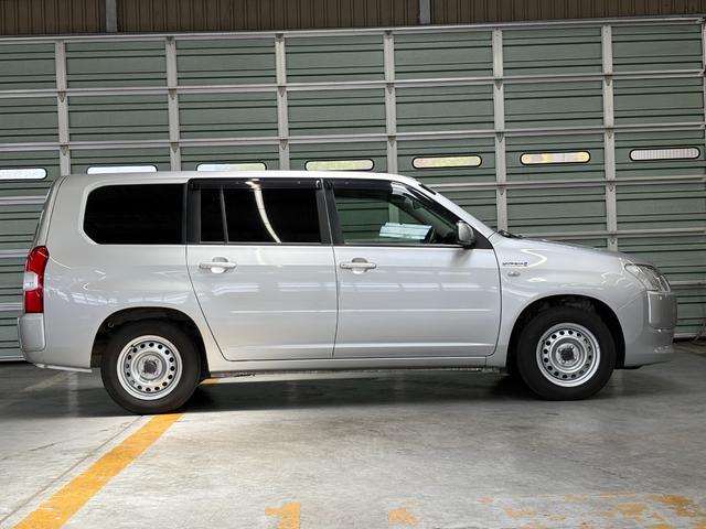 TOYOTA SUCCEED HYBRID UL-X