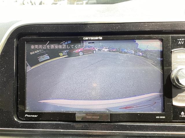 TOYOTA SIENTA G CUERO