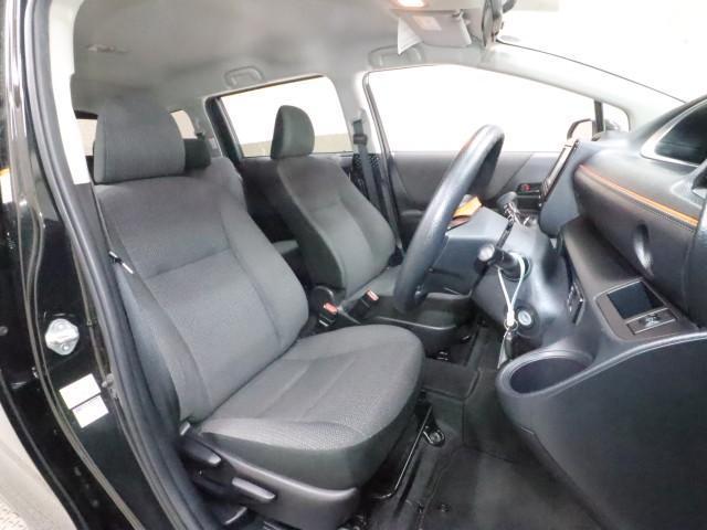 TOYOTA SIENTA X