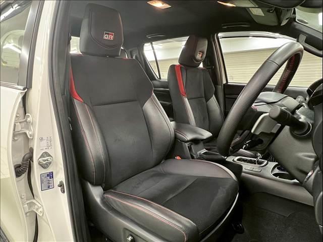 TOYOTA HILUX Z GR SPORT