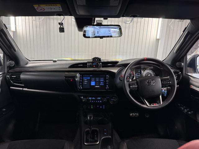 TOYOTA HILUX Z GR SPORT
