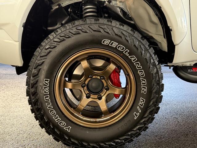 TOYOTA HILUX Z GR SPORT