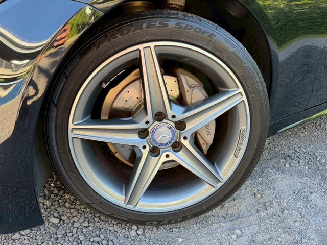 MERCEDES BENZ C-CLASS C200 AVANTGARDE AMG LINE