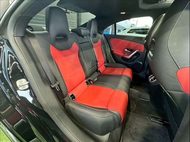MERCEDES BENZ CLA-CLASS CLA200D AMG LEATHER EXCLUSIVE PACKAGE